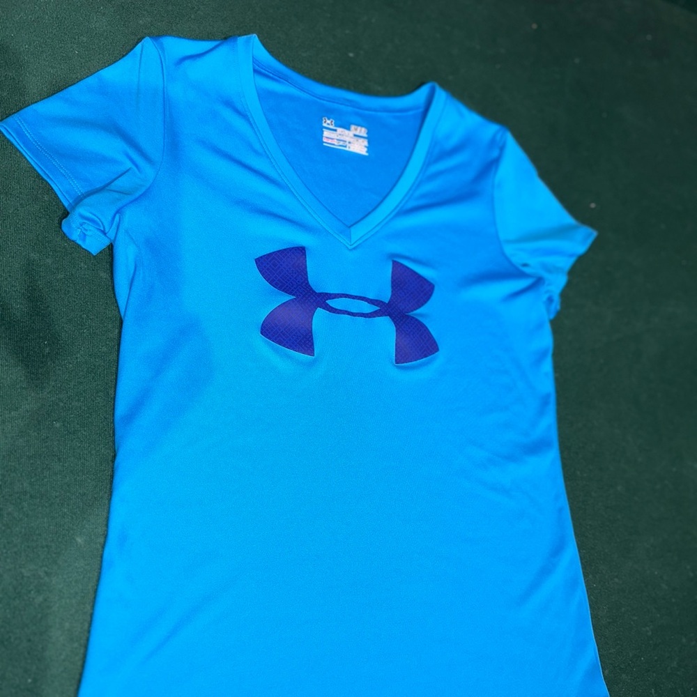 Under Armour Women's Bright Blue V-Neck Tee with Dark Logo